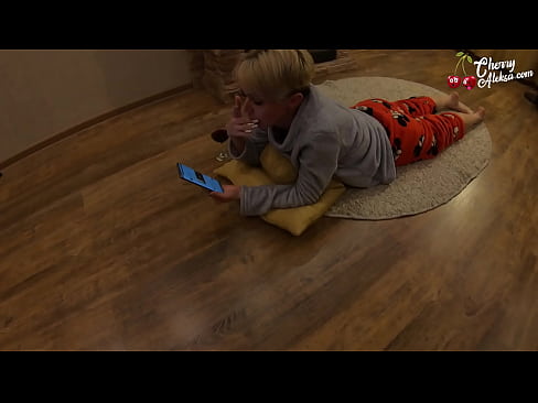 ❤️ Gekke Blondine Pijpt Enorme Pik en Stuitert Er Op - Anale Seks ❤ Super sex at nl.xxxifuck.ru ️❤